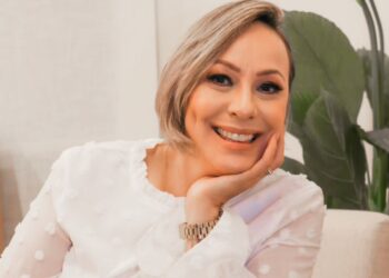 Sandra Perondi comparte sus perspectivas sobre el crecimiento de la Tricología y los desafíos enfrentados en Brasil