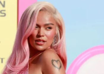 Karol G comparte la emotiva reacción de su madre al ver su nuevo videoclip ‘S91’