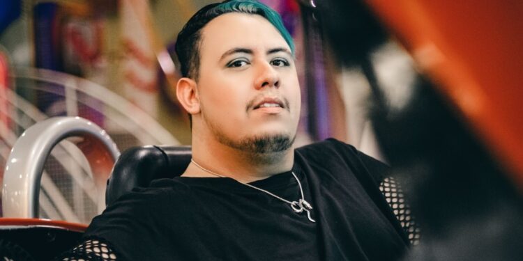 El brasileño Marc Yann lanza el nuevo sencillo «Combinado»