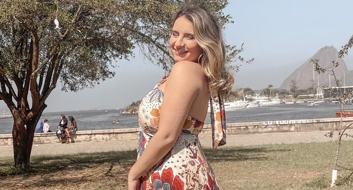 La cantante brasileña Clara Levy lanza su nuevo sencillo «Toque e Flow ;)» con un clip inédito