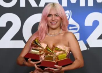 Karol G hace historia: es la primera mujer en ganar el Latin Grammy a mejor álbum de música urbana
