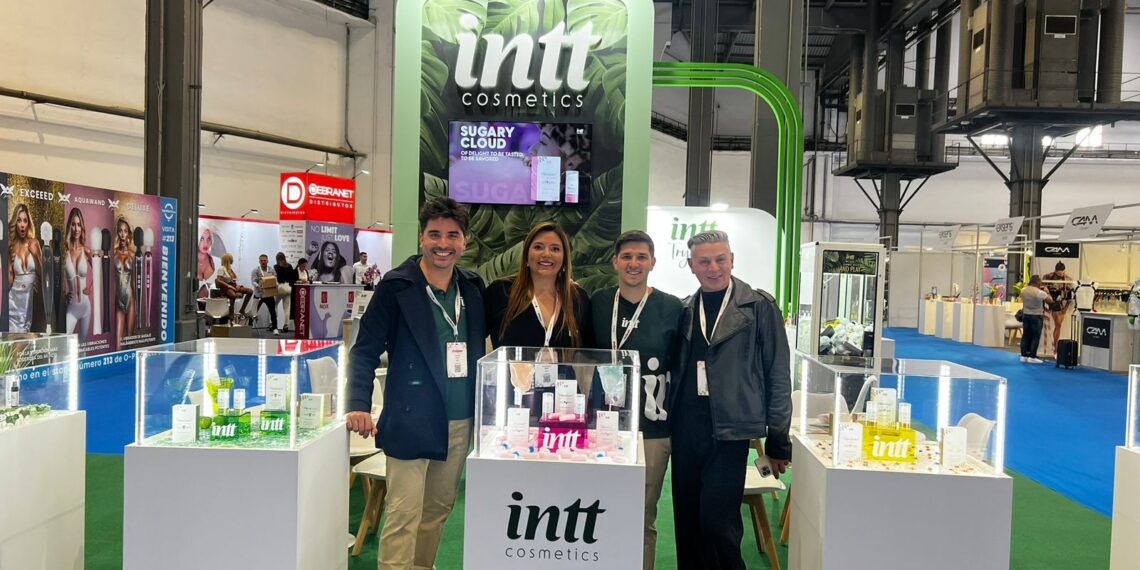 INTT Cosméticos gana premio en la feria internacional EroSpain en Barcelona