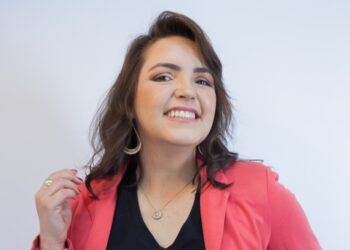 Transformando la Carrera Médica: Duda Dornela y el Poder del Marketing de Crecimiento