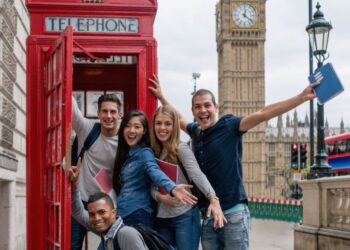 Programa de Intercambio en el Reino Unido permite que voluntarios aprendan inglés y conozcan una nueva cultura