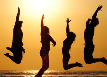 Consejos y advertencias del Dr. Marco Aurelio Guidugli sobre protector solar con base