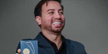 Romario Delfino, el “Romas”: el nombre detrás de la agencia que está transformando sueños en destinos