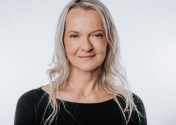 Miriam Stephan lanza nuevo single “Set Me Free” en colaboración con André Menegazzo  